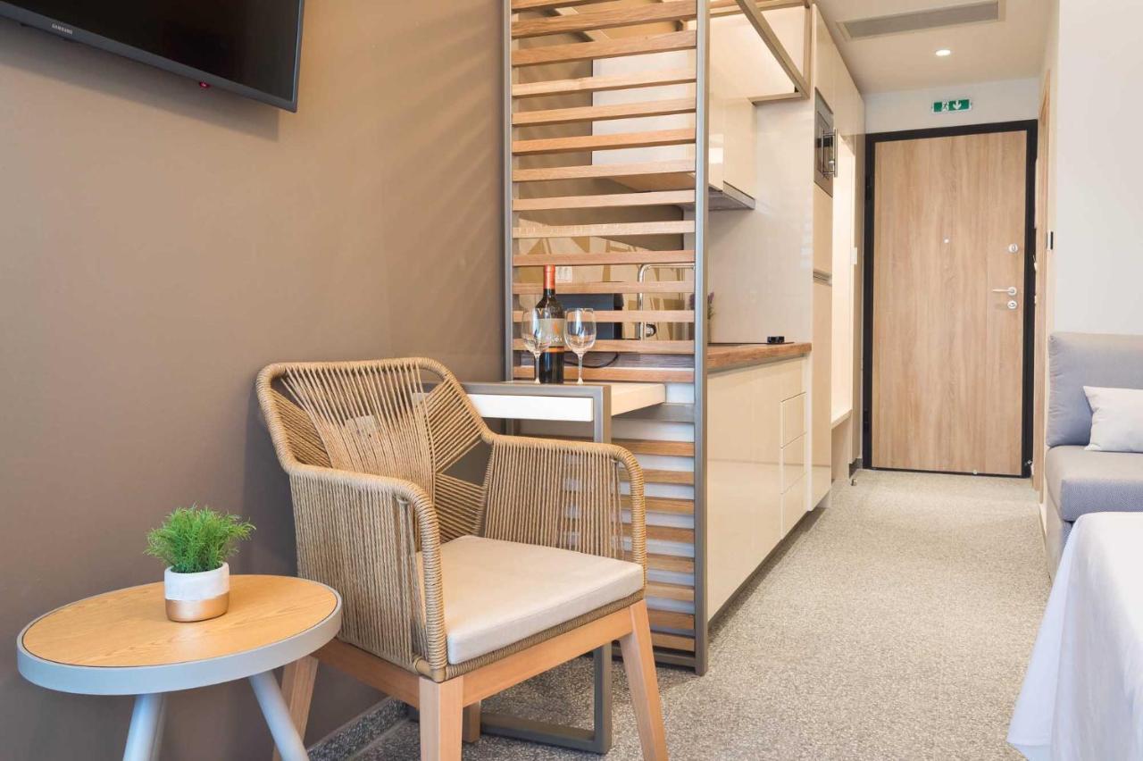 Eco Green Residences & Suites Toroni Bagian luar foto