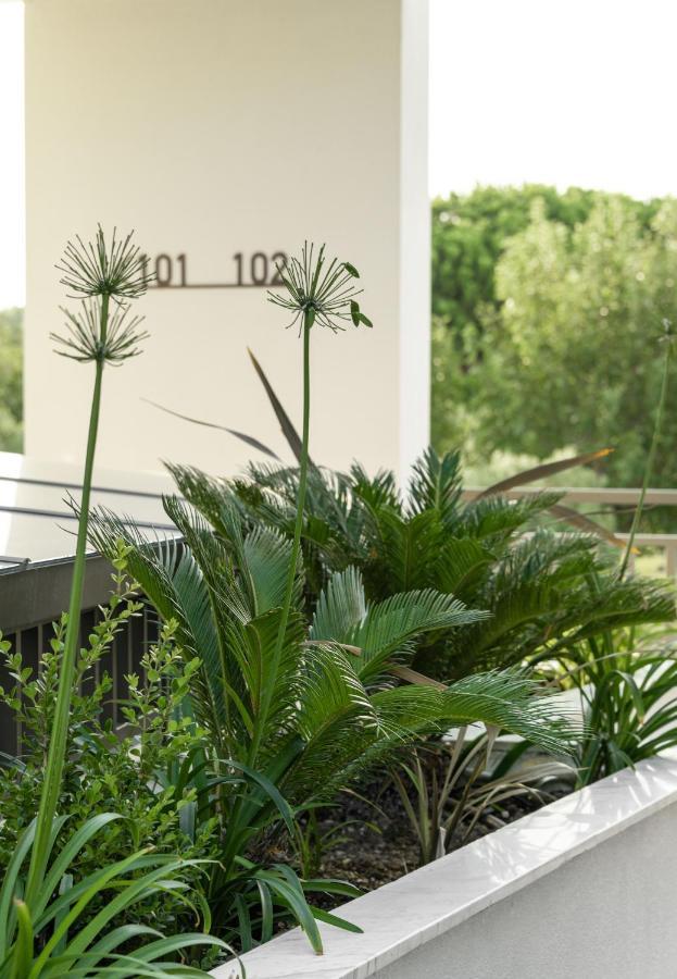 Eco Green Residences & Suites Toroni Bagian luar foto